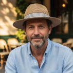 Chapeau Panama en paille tressée avec ruban rayé kaki et noir – Image 10