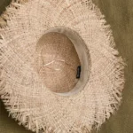 Chapeau de paille bohème et décontracté à bord effiloché – Image 5