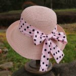 Chapeau de paille  pour femme avec ruban à pois – Image 5
