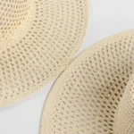 Chapeau de paille tressé à la main avec large bord pour la protection solaire – Image 6