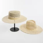 Chapeau de paille tressé à la main avec large bord pour la protection solaire – Image 4