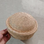Chapeau de paille rond style béret pour femme – Image 7