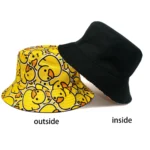 Bob réversible jaune à motif canards – Image 8