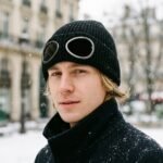 Bonnet noir tricoté avec lunettes intégrées – Image 5