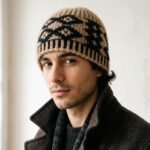 Bonnet dôme kaki et noir à motifs jacquard géométriques – Image 8