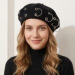 Béret punk grunge avec anneaux métalliques
