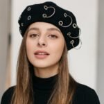 Béret punk grunge avec anneaux métalliques – Image 5