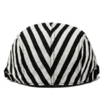 Casquette plate à rayures noires et blanches – Image 5