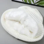 Bonnet noir tricoté avec lunettes intégrées – Image 2