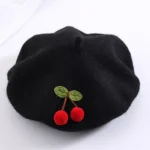 Béret en laine pour bébés avec motif cerises mignon – Image 5