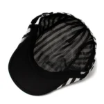 Casquette plate à rayures noires et blanches – Image 7