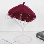 Béret punk grunge avec anneaux métalliques – Image 7